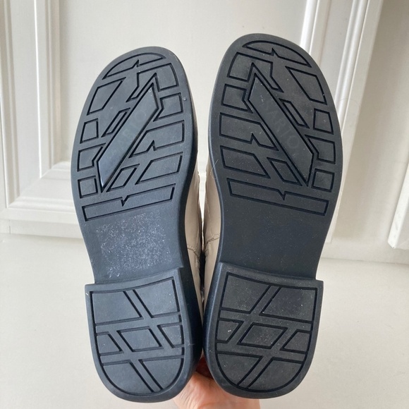 Sarto Anthropologie Ellera Ivory Leather Chelsea Boots Sz 7 - Picture 12 of 13